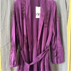 Zara Magenta Embroidered Women's Robe